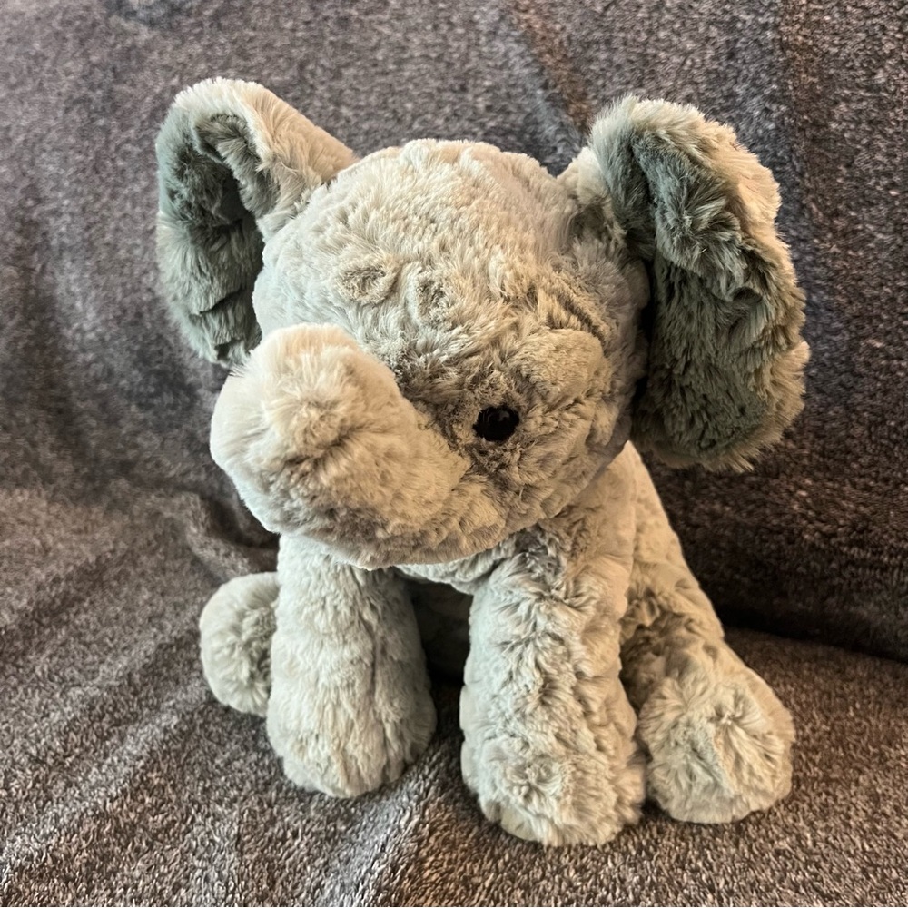 Elephant Toy - Picture 2 of 4